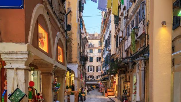 Leone Old Town