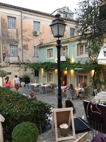 Apartment Leone Old Town